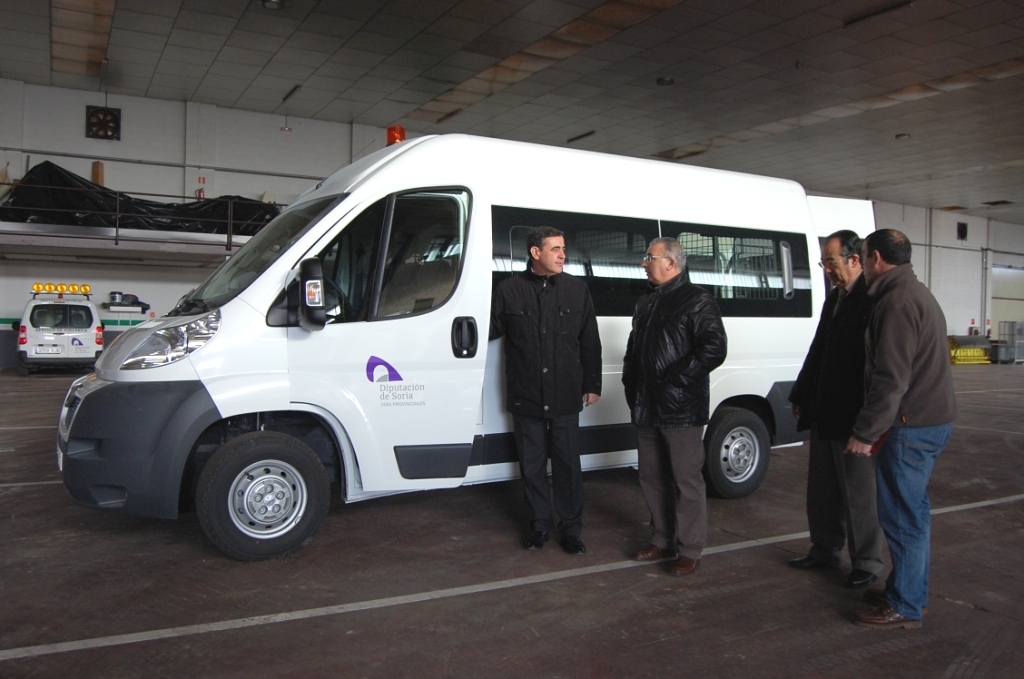 LA DIPUTACIÓN DE SORIA INCORPORA UN NUEVO VEHÍCULO DESTINADO A TRABAJOS EN VÍAS PROVINCIALES